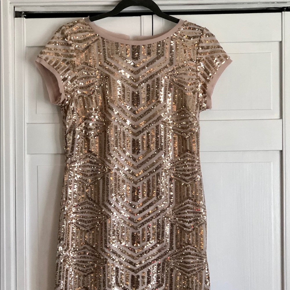 Vince Camuto above the knee gold and nude dress